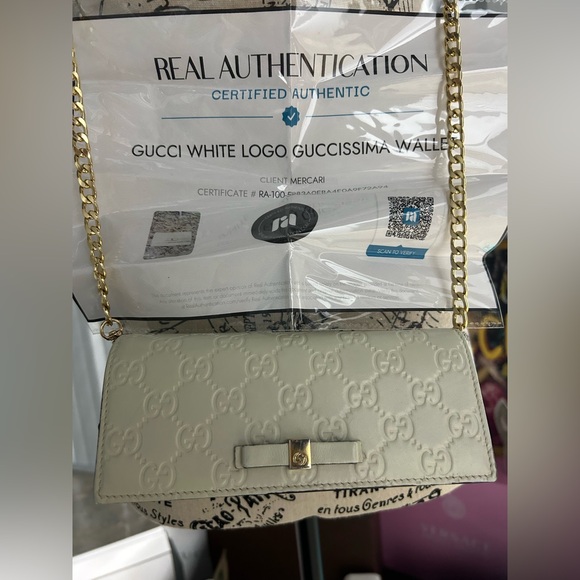 Gucci Cream Embossed Leather Bag - Picture 4 of 8